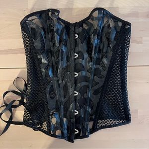 Black lace sexy corset top size small goth, grunge